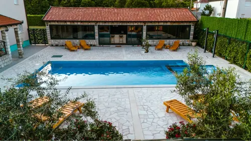 Villa Lapis