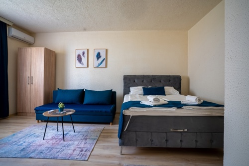 Apartman M&A