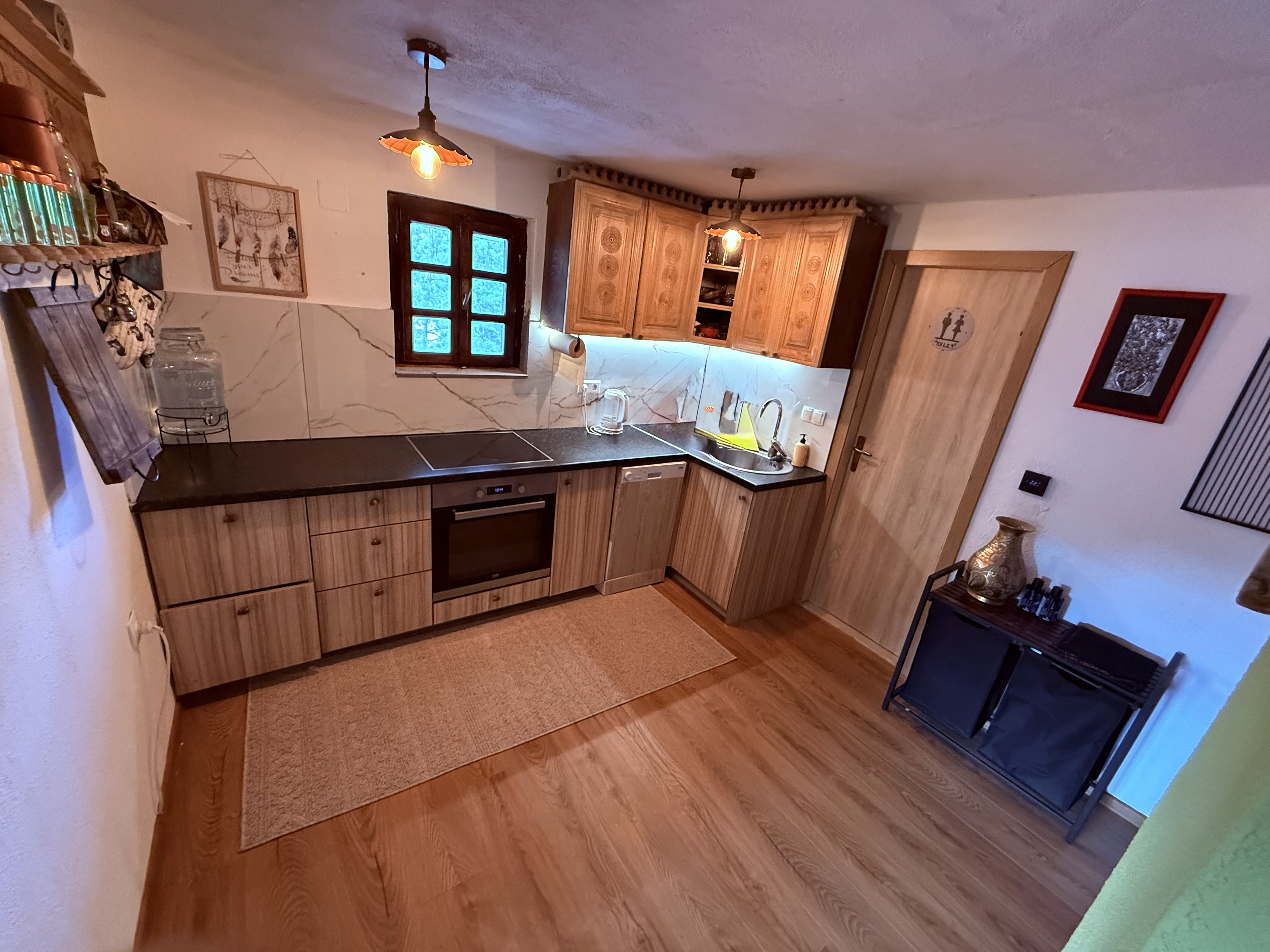 Cabin Rujiste