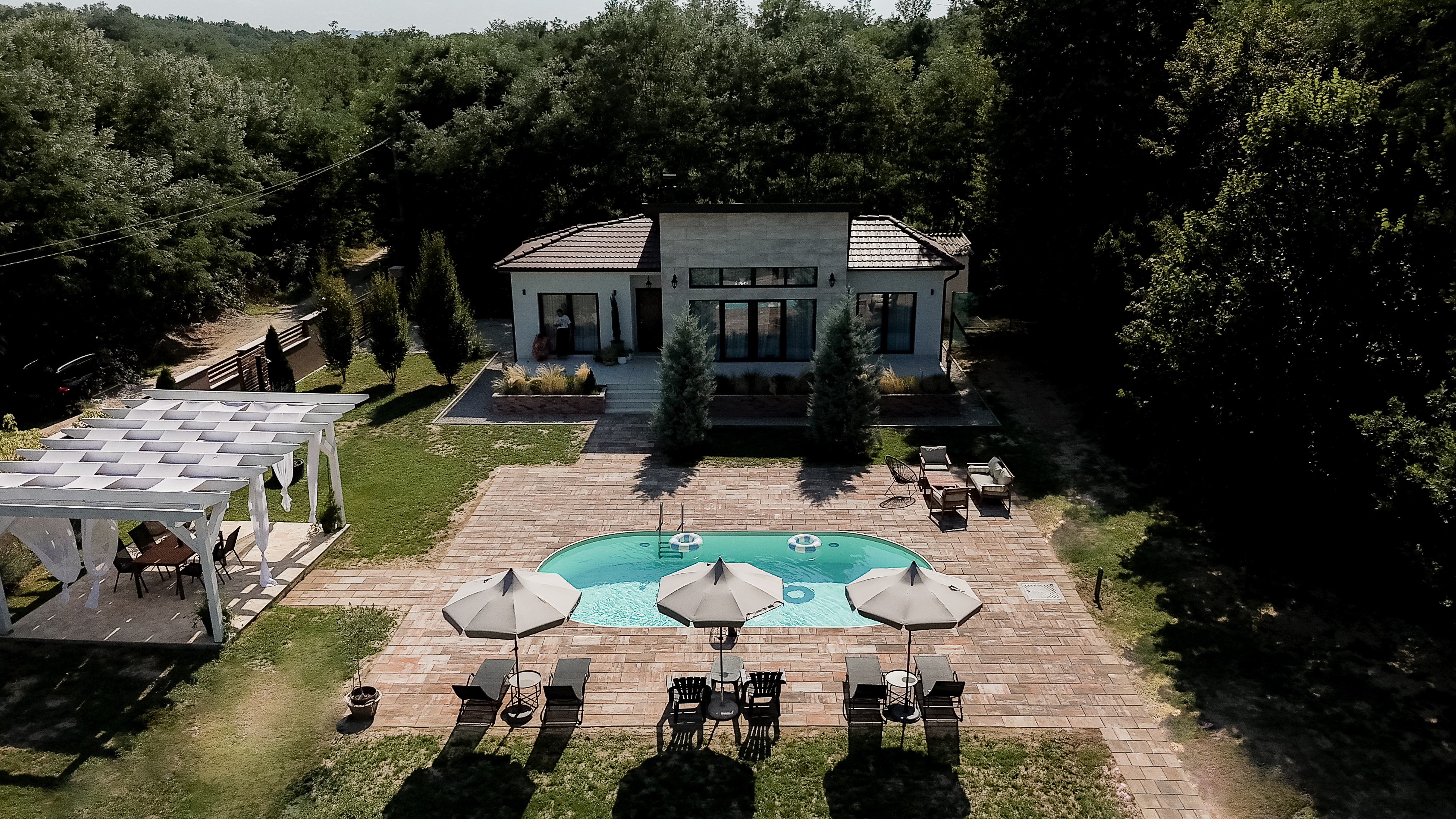 Villa Restart