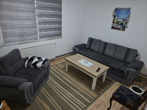 Stan Visoko 062/972-804