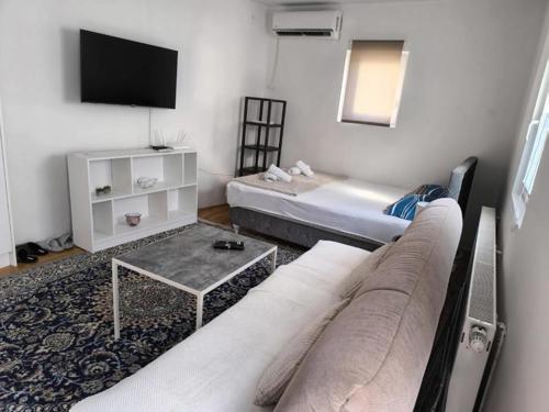 Apartment Malin - Studio apartment