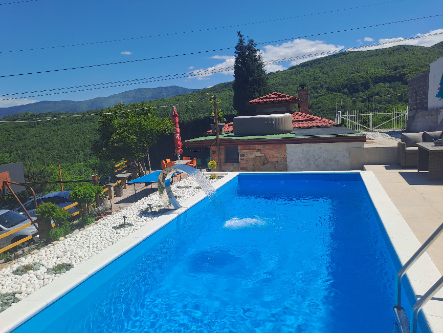 Relax House